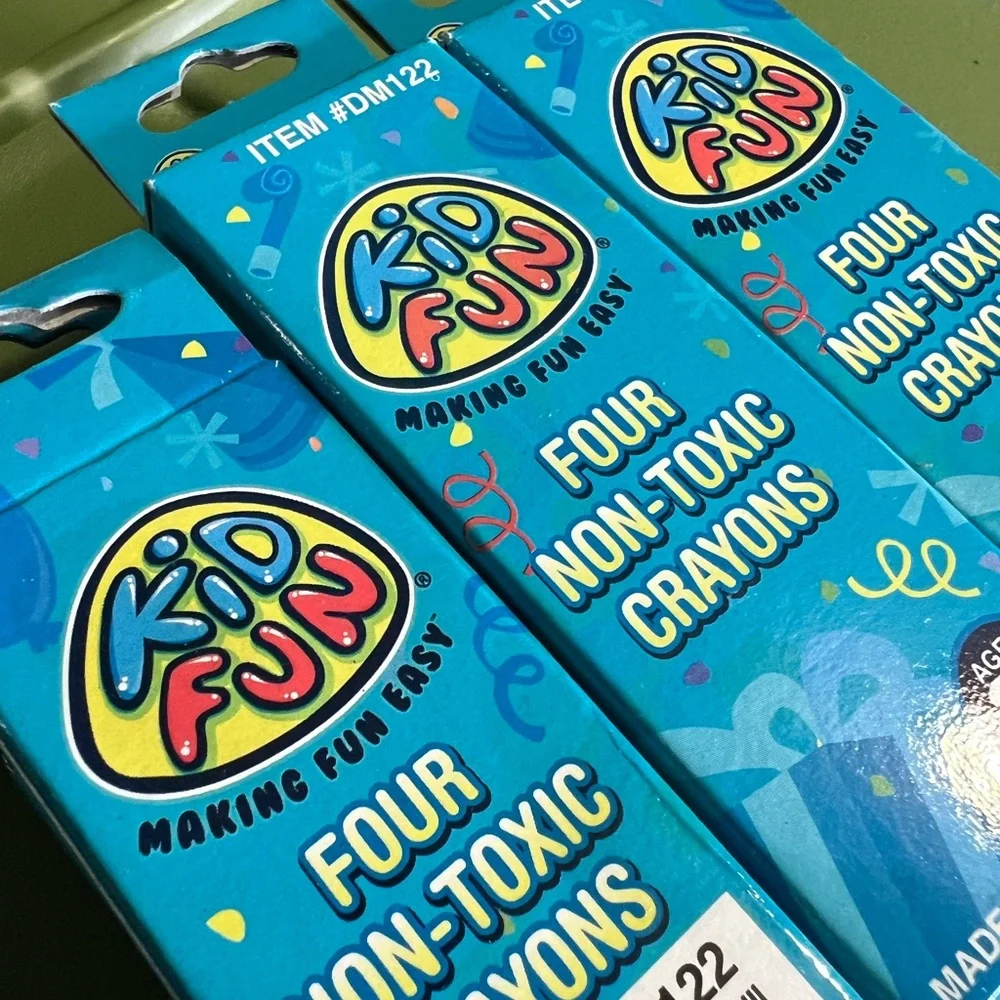 15 Mini Kids Fun Crayons boxes.